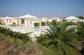 Navarone Beach Apartments  Petrochori